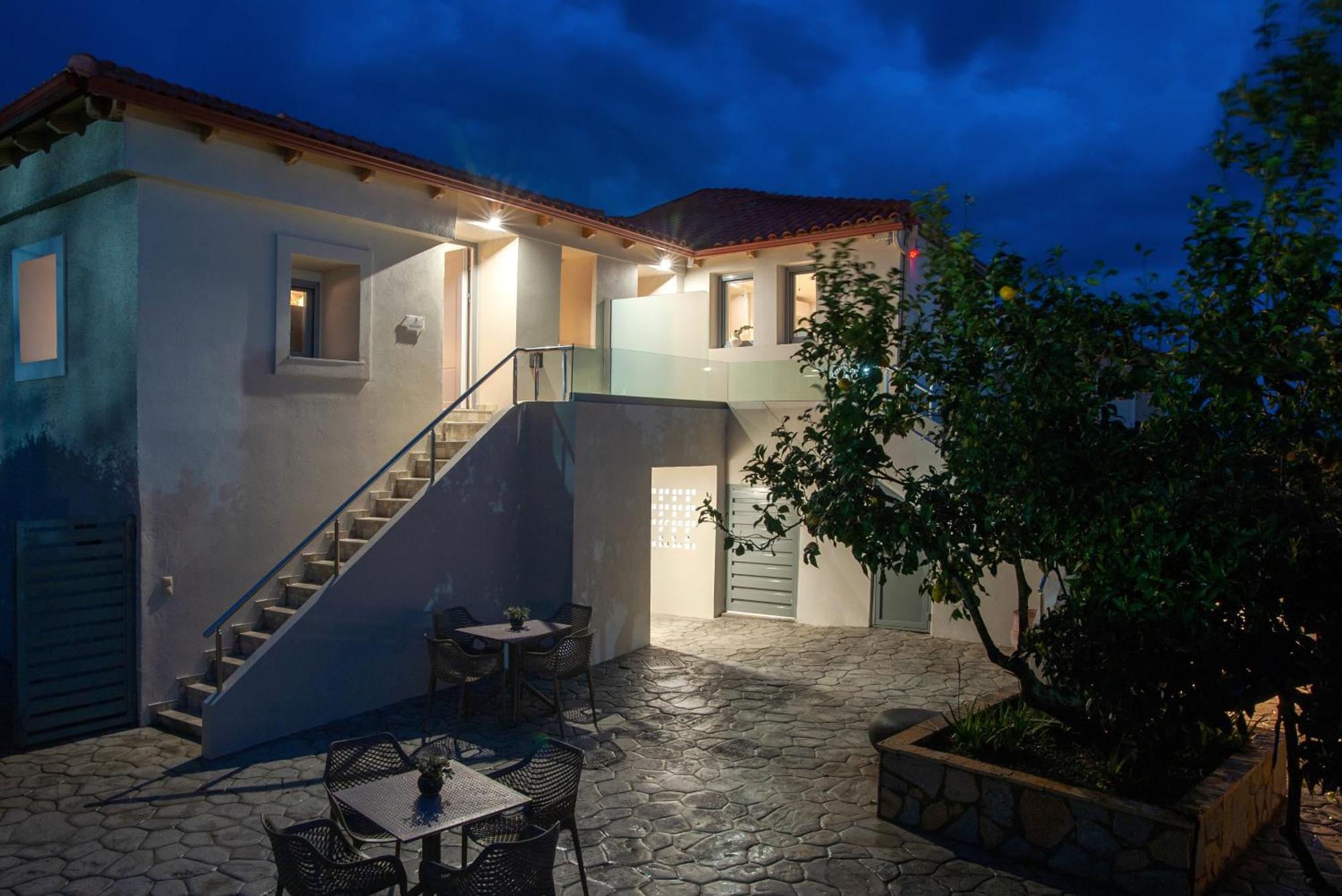 Sir T Residence Floka  Экстерьер фото